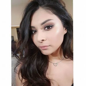 Meet your Posher, Ana